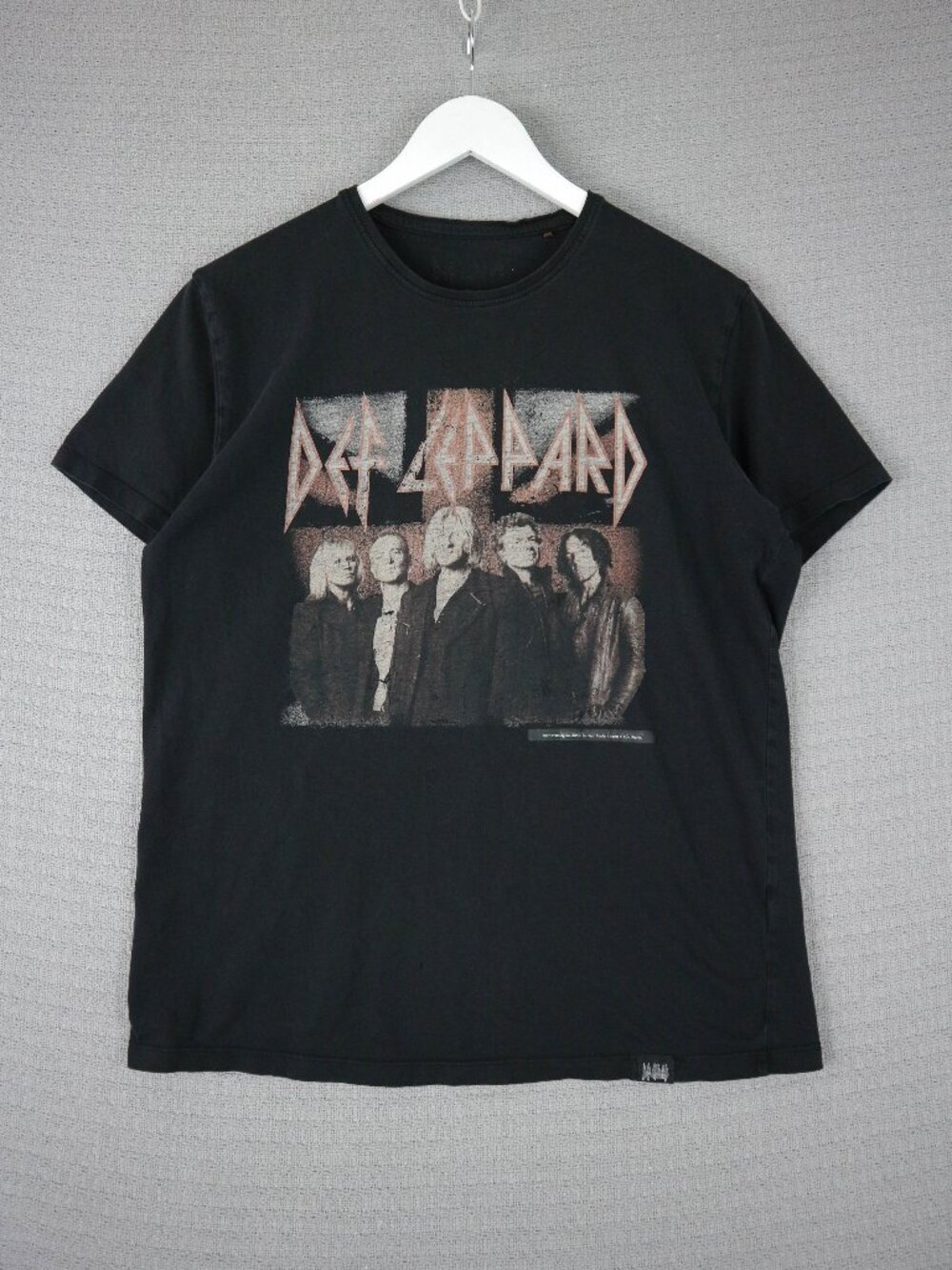 Def Leppard 2019 Band Tee Mens Large